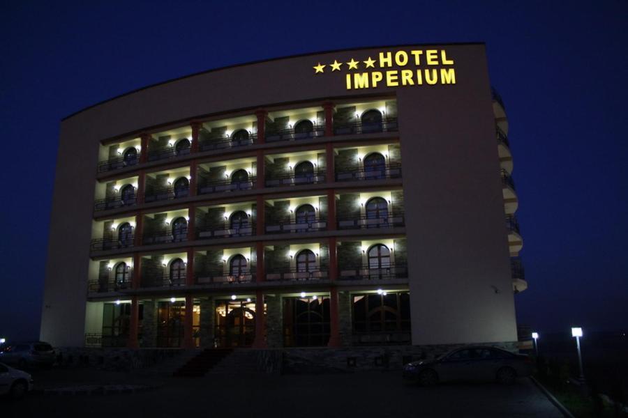 Hotel Imperium Suceava Exterior foto